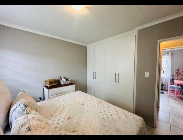 2 BEDROOM TOWNHOUSE FOR SALE IN VERWOERDPARK